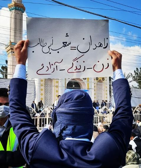 انتقاد مولوی عبدالحمید از جو امنیتی زاهدان؛ «۸۰ساله‌ها نمی‌توانند برای امروز تصمیم بگیرند»