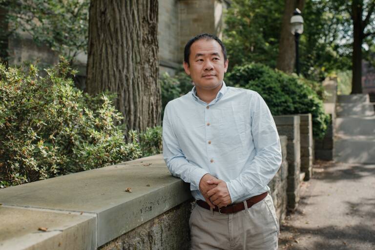 پژوهشگر آمریکایی از دانشگاه پرینستون به دلیل عدم پیگیری زندانی شدنش در ایران شکایت کرد