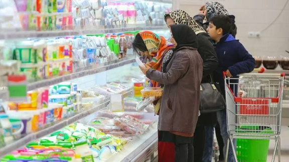 Cost of essential goods in Iran increases beyond government estimates