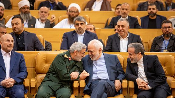 رئيس البرلمان الإيراني منتقدًا ظريف: تصريحاته تبعث برسائل ضعف إلى دونالد ترامب