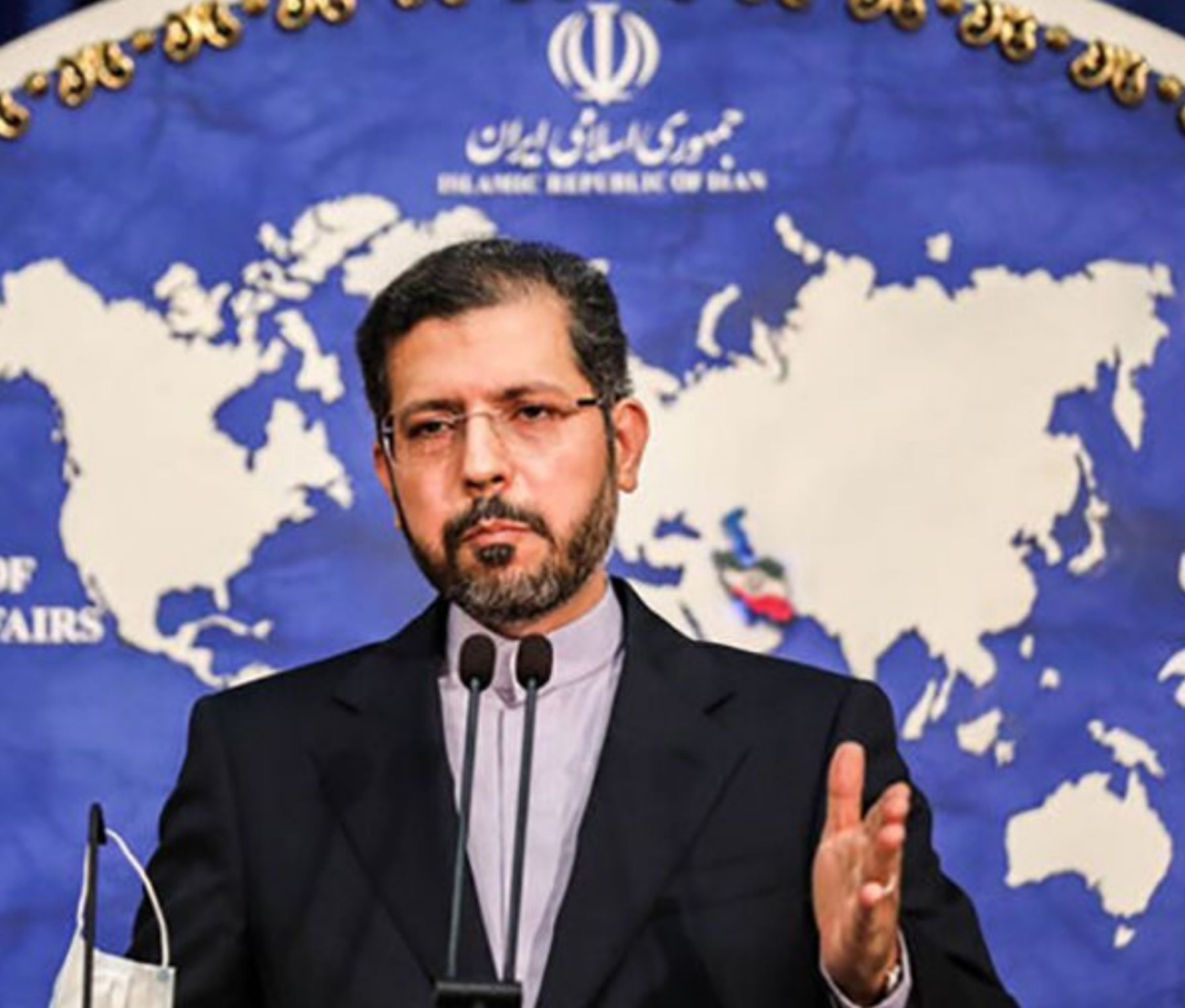 الخارجية الإيرانية: وسائل الإعلام الفارسية في لندن مسؤولة عن لجوء الإيرانيين