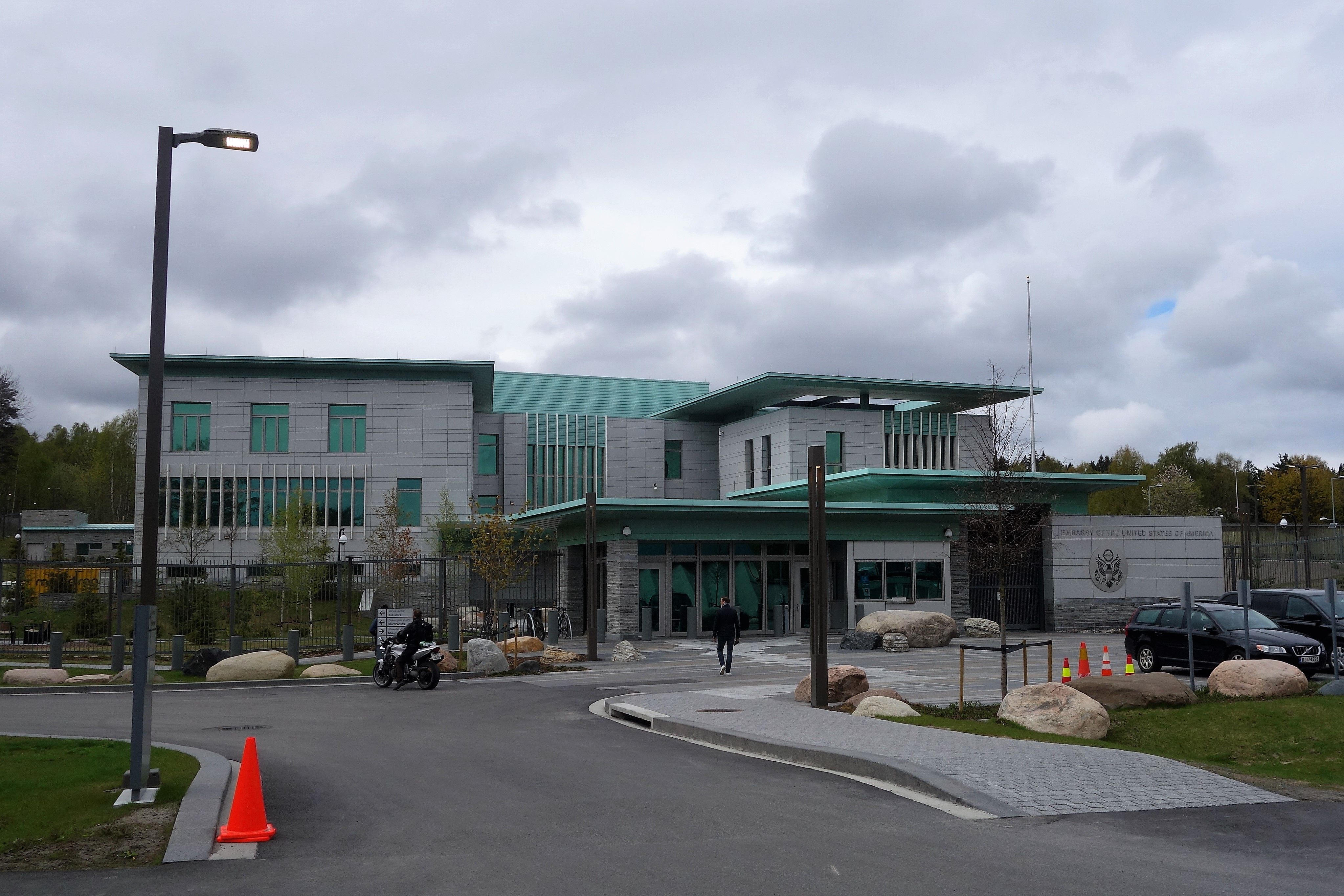 US embassy guard in Norway indicted for spying for Iran and Russia