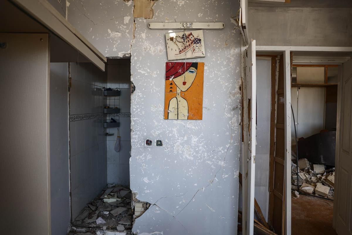 A painting remains on the interior wall of an apartment damaged by a strike in Tehran, amid US-Israeli strikes on Iran, April 4, 2026