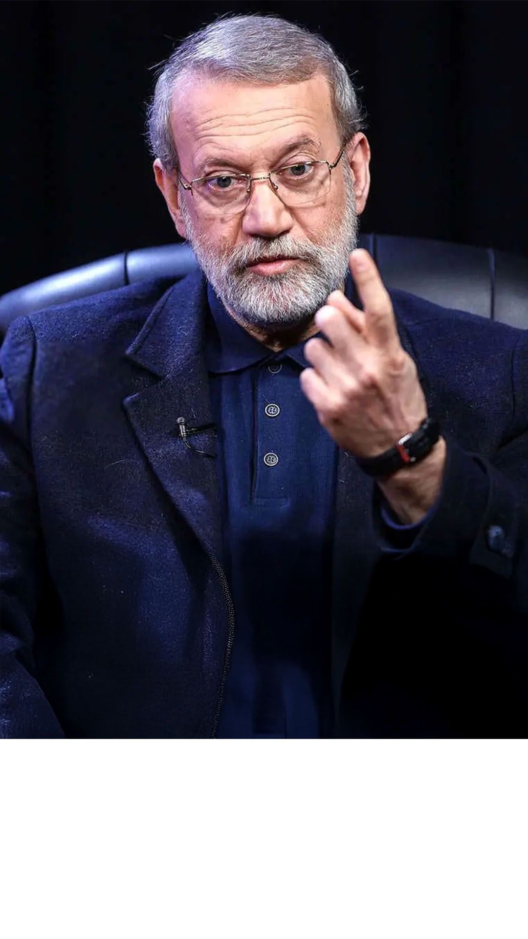 علی لاریجانی: اسرائیل با من تماس گرفت و گفت ۱۲ ساعت وقت داری از کشور خارج شوی