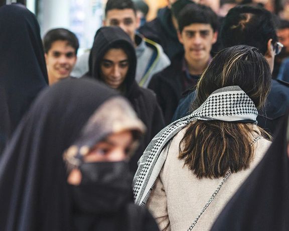 "رويترز": "مخاوف" النظام الإيراني دفعته لتكثيف قمع المعارضة بالتزامن مع مهاجمة إسرائيل