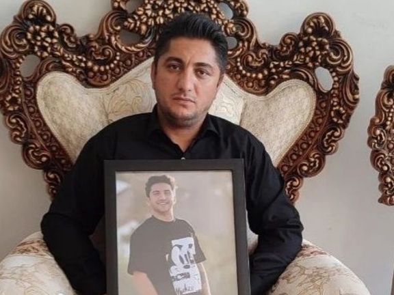 برادر محسن قیصری، از کشتهشدگان خیزش انقلابی در ایلام: خون بر گلوله پیروز است