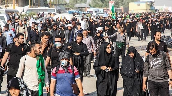 وزیر اقتصاد: به زائرین اربعین بدون نیاز به مراجعه به بانک تا ۵ میلیون تومان وام میدهیم