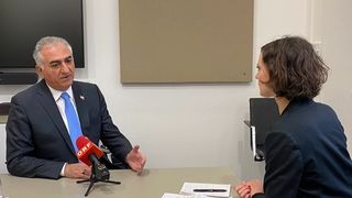 Exiled Prince Explains Why Europe Benefits From ‘Revolution’ In Iran