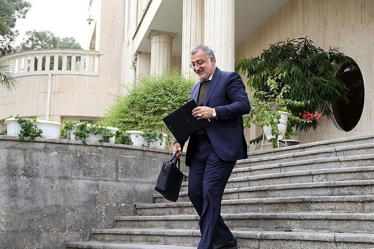 واکنش زاکانی به کارزار عزلش: غیر قانونی است، محکم ادامه می‌دهم