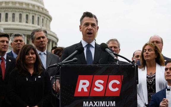 کمیته مطالعات جمهوریخواهان: برای کلهپا کردن برجام و اعمال فشار حداکثری تلاش خواهیم کرد