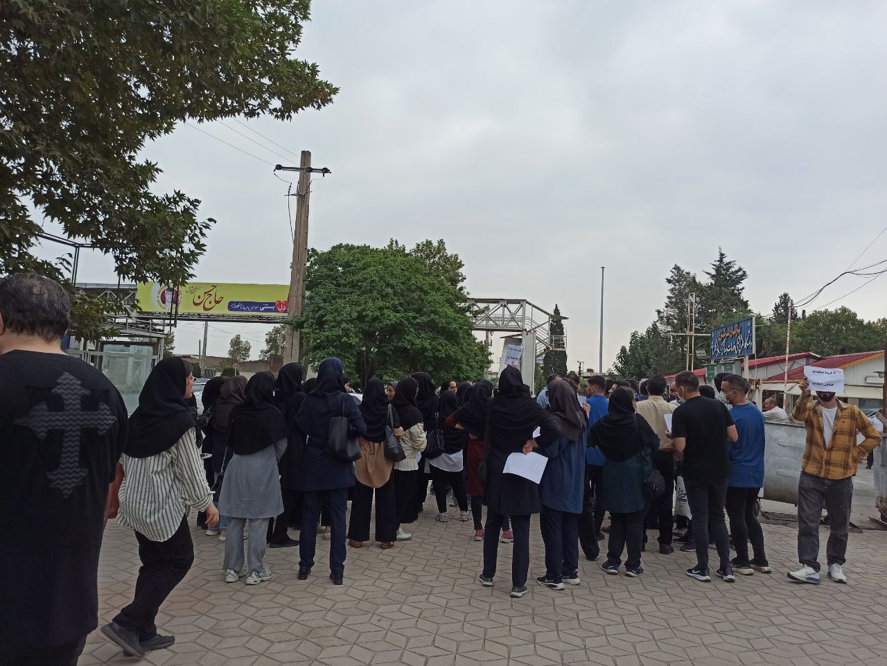 رغم الضغوط الأمنية.. استمرار إضراب الممرضين في عشرات المدن الإيرانية 