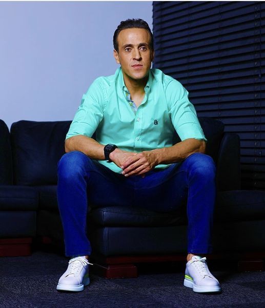 پاسخ علی کریمی به توهین آخوند هتاک