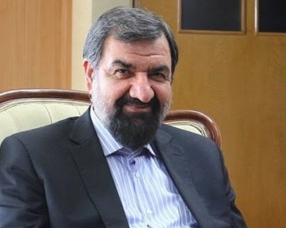 محسن رضایی: از همه دعوت میکنیم با انگیزه و با شوق وارد وطن خود شوند