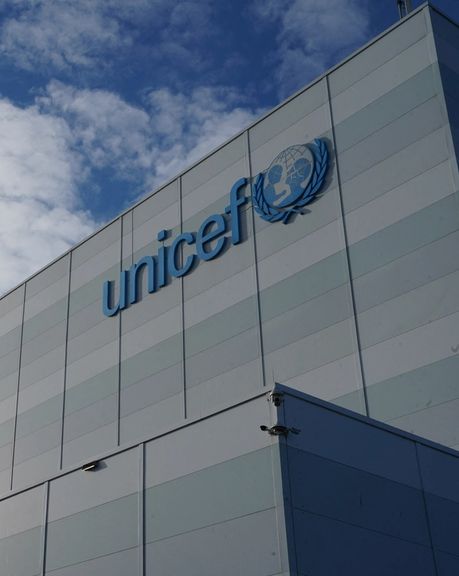 "يونيسف" تطالب بالإفراج الفوري عن الأطفال المعتقلين في إيران