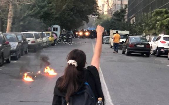 نامه ۵۲ محقق و استاد آلمان به دولت کشور: مردم ایران به حمایت قاطع بینالمللی نیاز دارند