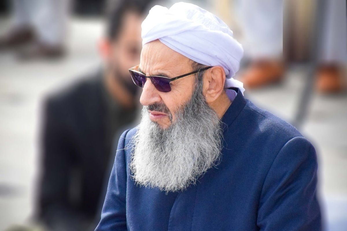 مولوی عبدالحمید: اهل سنت از رای دادن به اصلاح‌طلبان و اصول‌گرایان به نتیجه نرسیدند