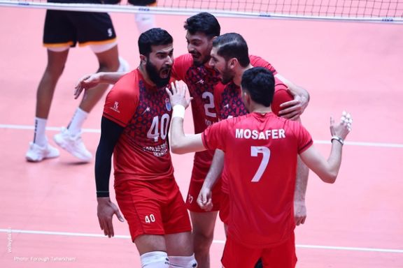 شهداب یزد ۱-۳ فولاد سیرجان؛ فولاد سیرجان، قهرمان لیگ برتر والیبال ایران