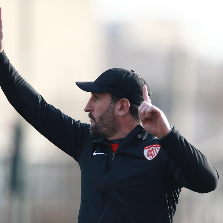 بزیک درباره درگیری پرسپولیس-کیا: بازیکن پرسپولیس حرکت زشتی کرد که نمی‌توانم توصیفش کنم