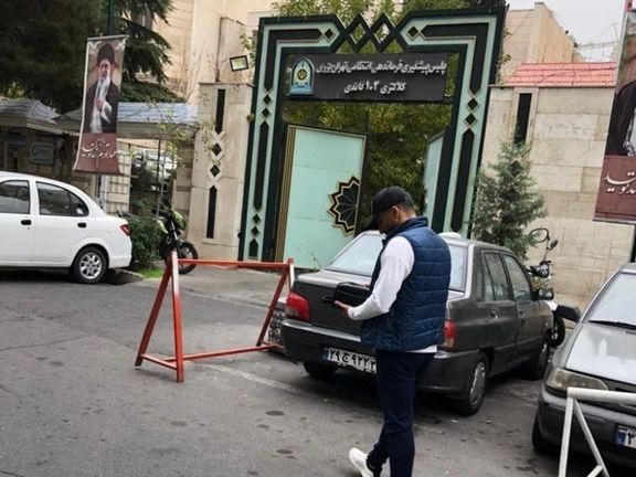 برای دومین بار در دو ماه گذشته؛ سارقان گوشی محمدحسین میثاقی را دزدیدند