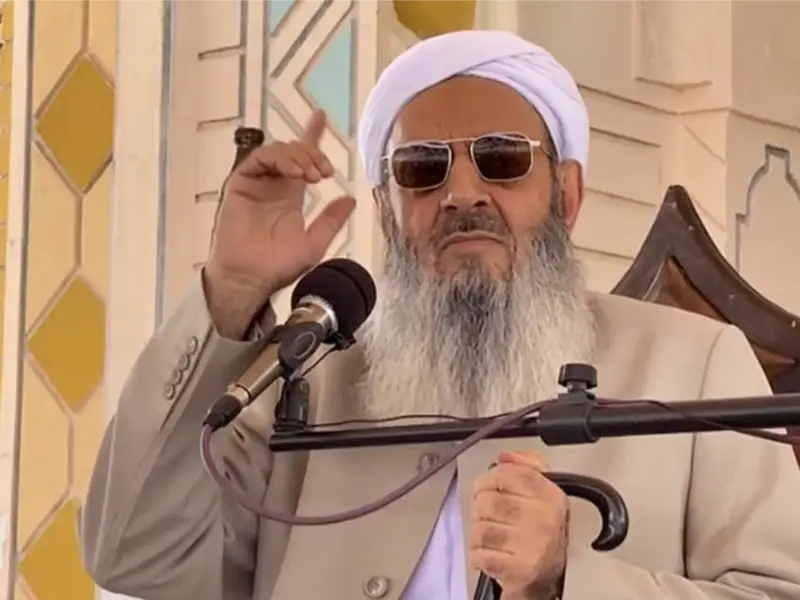 إمام أهل السنة في إيران يطالب بـ"العدالة" في قضية مجزرة "جمعة خاش الدامية"