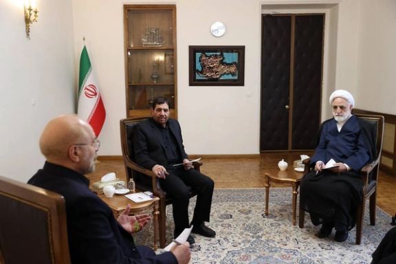 Iran Scrambles to Boost Election Turnout Amid Leadership Vacuum