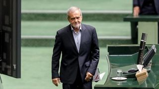 سکوت پزشکیان در پرونده آرزو بدری؛ دولتی که دستانش خیلی زود به خون آغشته شد