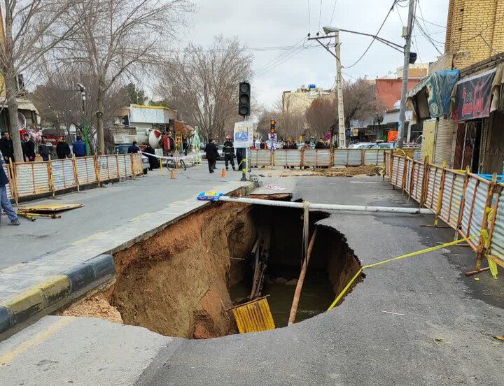 تخلیه ۴۰ مدرسه و یک شهرک در شمال اصفهان به‌دلیل فرونشست زمین