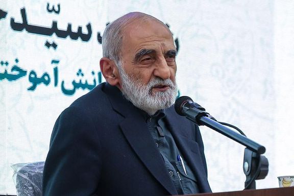 نماینده خامنهای پس از سقوط بشار اسد: شرایط خطیر است اما خطرناک نیست