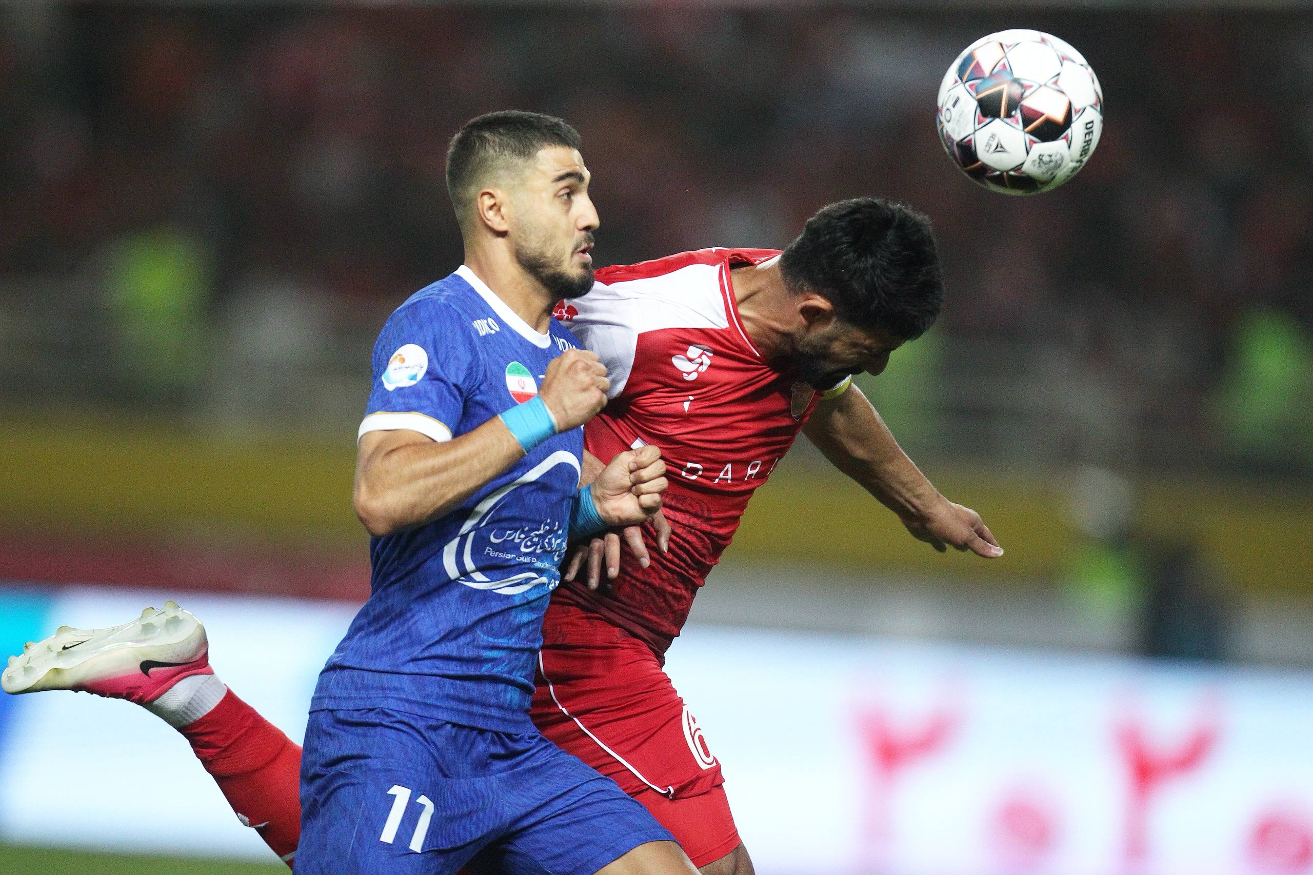 استقلال ۱-۱ پرسپولیس؛ جذاب‌ترین دربی به نفع تراکتور و نکونام