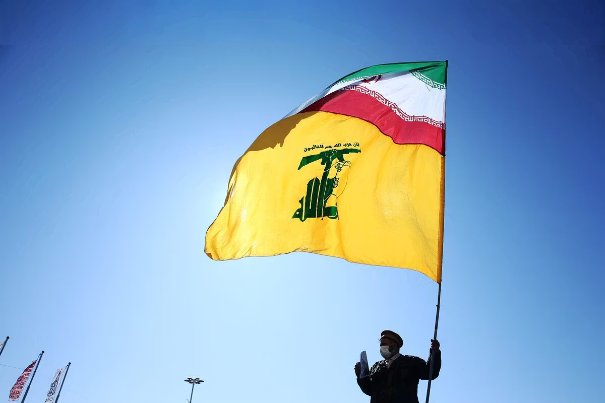 تقارير إعلامية: مسؤولون بالحرس الثوري الإيراني يتولون إدارة حزب الله اللبناني حاليًا 