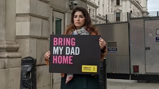 Daughter Slams Britain Over ‘Abandoning’ Father Jailed in Iran