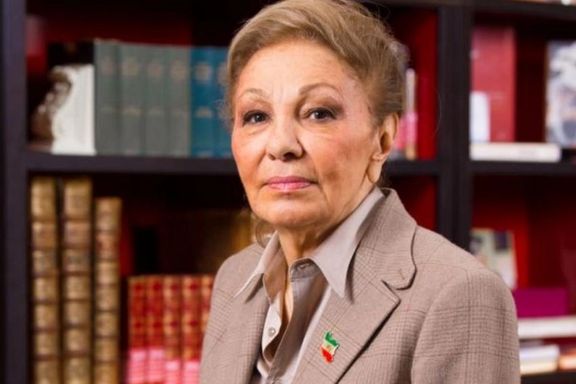 شهبانو فرح پهلوی در پیام روز جهانی زن: پیشگامان حقوق زن در ایران با خشونت و مرگ مواجهاند