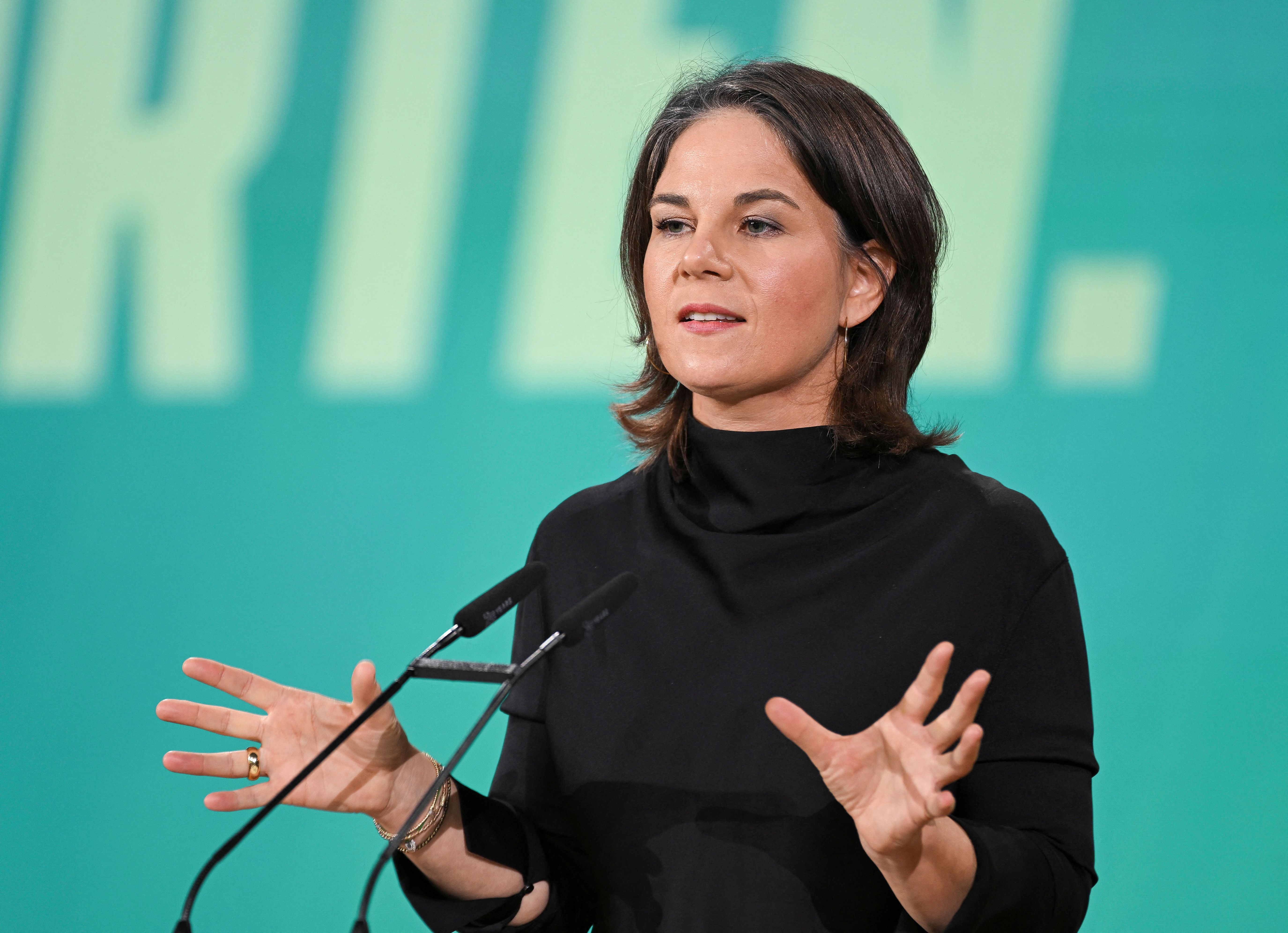 برلين تعلن التحقيق في "تعاون" شركة ألمانية مع سلطات طهران لقطع الإنترنت في إيران