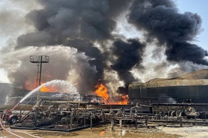 آتشسوزی در پالایشگاه آبادان