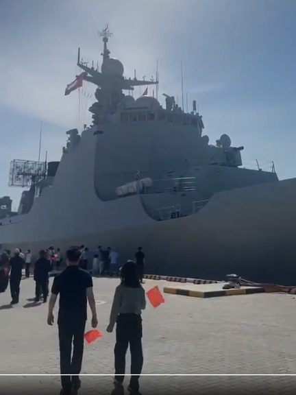 چین یک ناو جنگی به خلیج فارس اعزام کرد