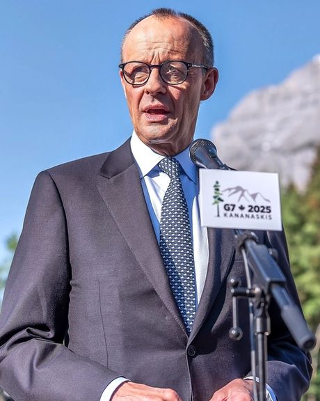 صدر اعظم آلمان: برای ارتش و دولت اسرائیل نهایت احترام را قائلم