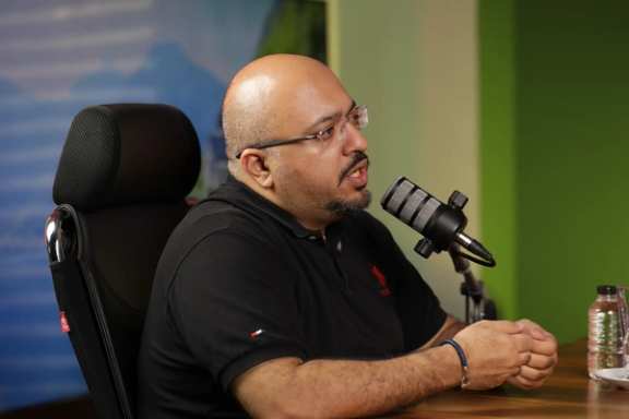 مدیرعامل «پیندو» بهدلیل برگزاری جشن مختلط یلدا به ۷۴ ضربه شلاق محکوم شد