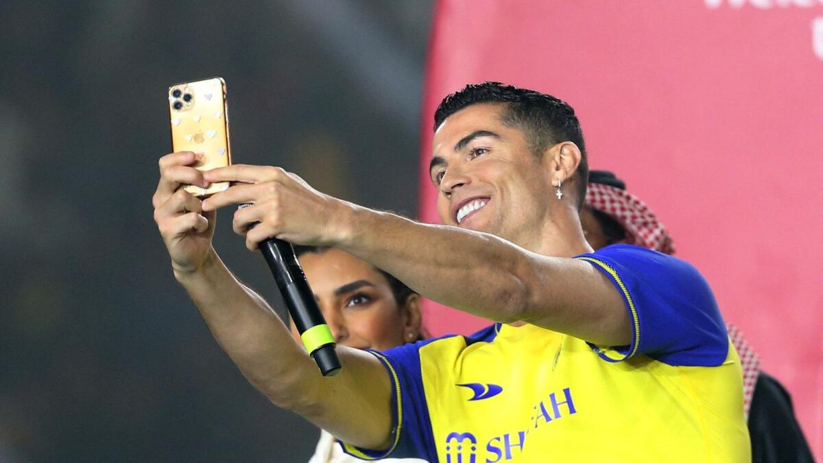 Saudi Arabia Calls For Internet Access To Ronaldo During Iran Visit