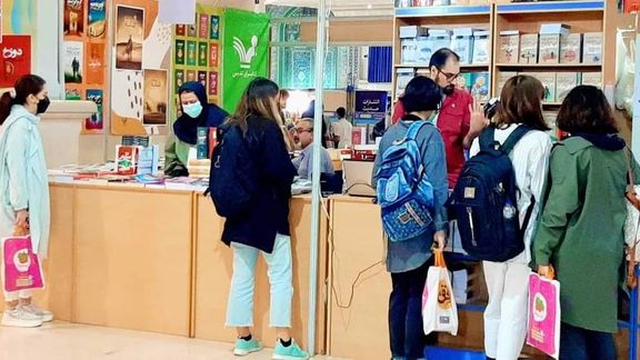 رییس نمایشگاه کتاب تهران: عکس چند بیحجاب در نمایشگاه، ساختگی و مخدوش بود