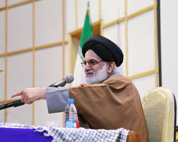 رییس بسیج حوزه علمیه قم: شرایط اقتصادی امروز به دلیل عظمت خود انقلاب است