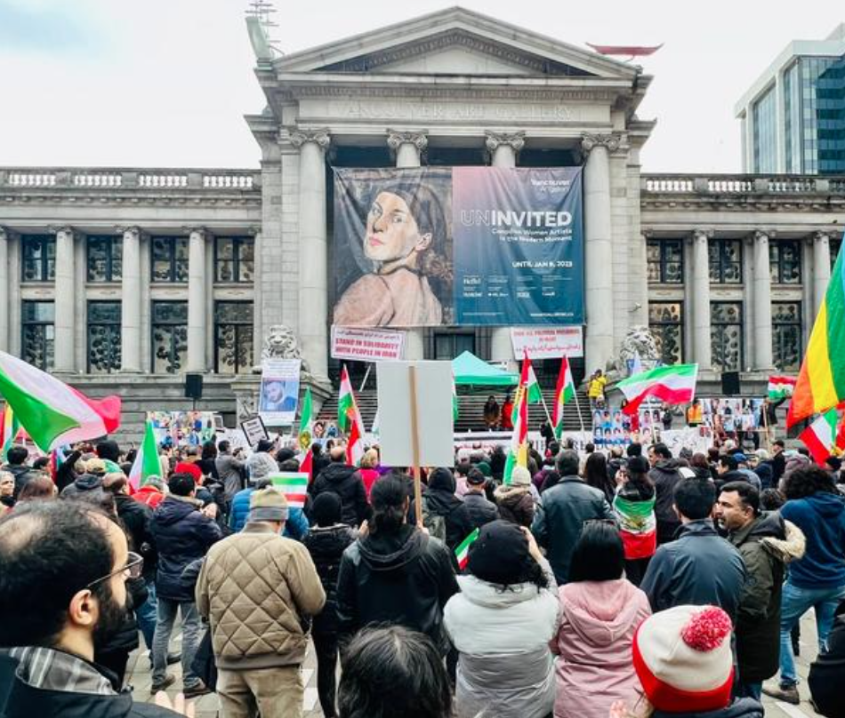 استمرار الدعم العالمي لانتفاضة الشعب الإيراني وتأكيد النظام على الانتقام من الغرب