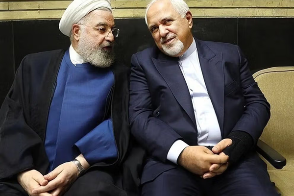 Iranian parliament targets Rouhani and Zarif amid row over Russia stance