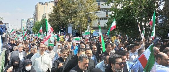 Tehran Stages A Crowd As Officials Threaten Protesters
