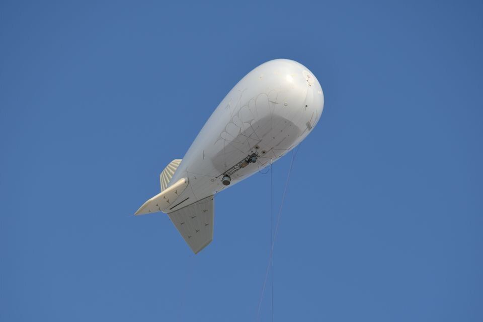 طالبان از بازداشت یک نفر به اتهام تلاش برای فروش بالن شناسایی آمریکایی به ایران خبر داد