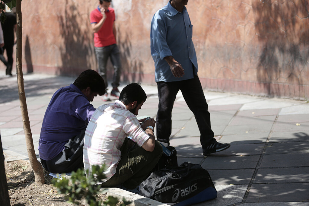 معدل البطالة في إيران يصل إلى 10%.. والعمالة في أسوأ وضع في السنوات الثلاث الماضية 