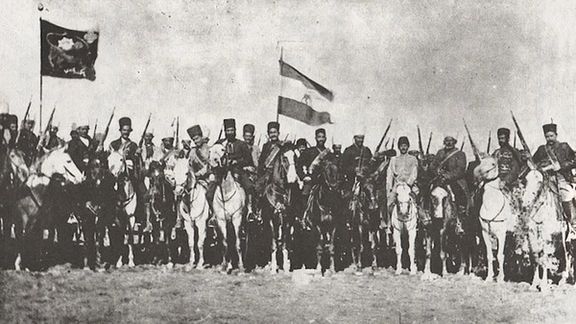 The leaders and tribal cavalry of revolutionary forces in mid-1900s