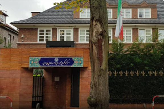 رسانههای آلمان: دو نفر به سوی کنسولگری ایران در هامبورگ کوکتلمولوتوف پرتاب کردند