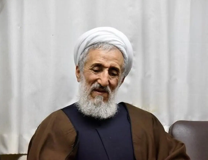 یک حقوقدان از دادگاه ویژه روحانیت خواست به اتهام فساد مالی کاظم صدیقی رسیدگی کند