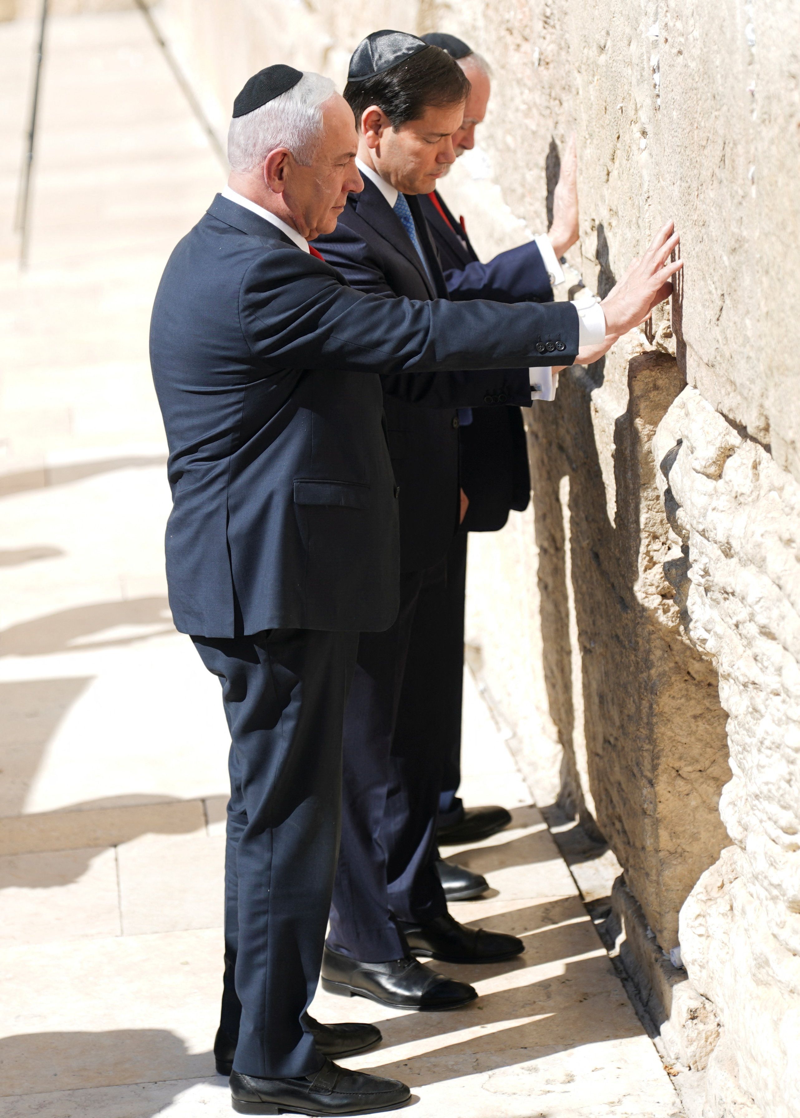 نتانیاهو: سفر وزیر خارجه آمریکا به اسرائیل گواهی بر روابط قوی دو کشور است