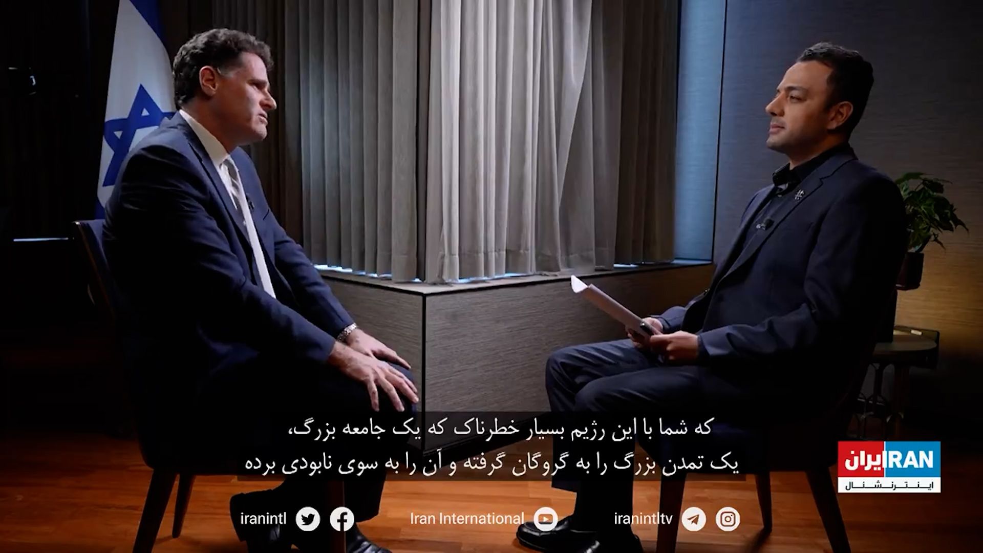 Israeli Top Official Sends Well-Wishes to Stabbed Iranian Journalist